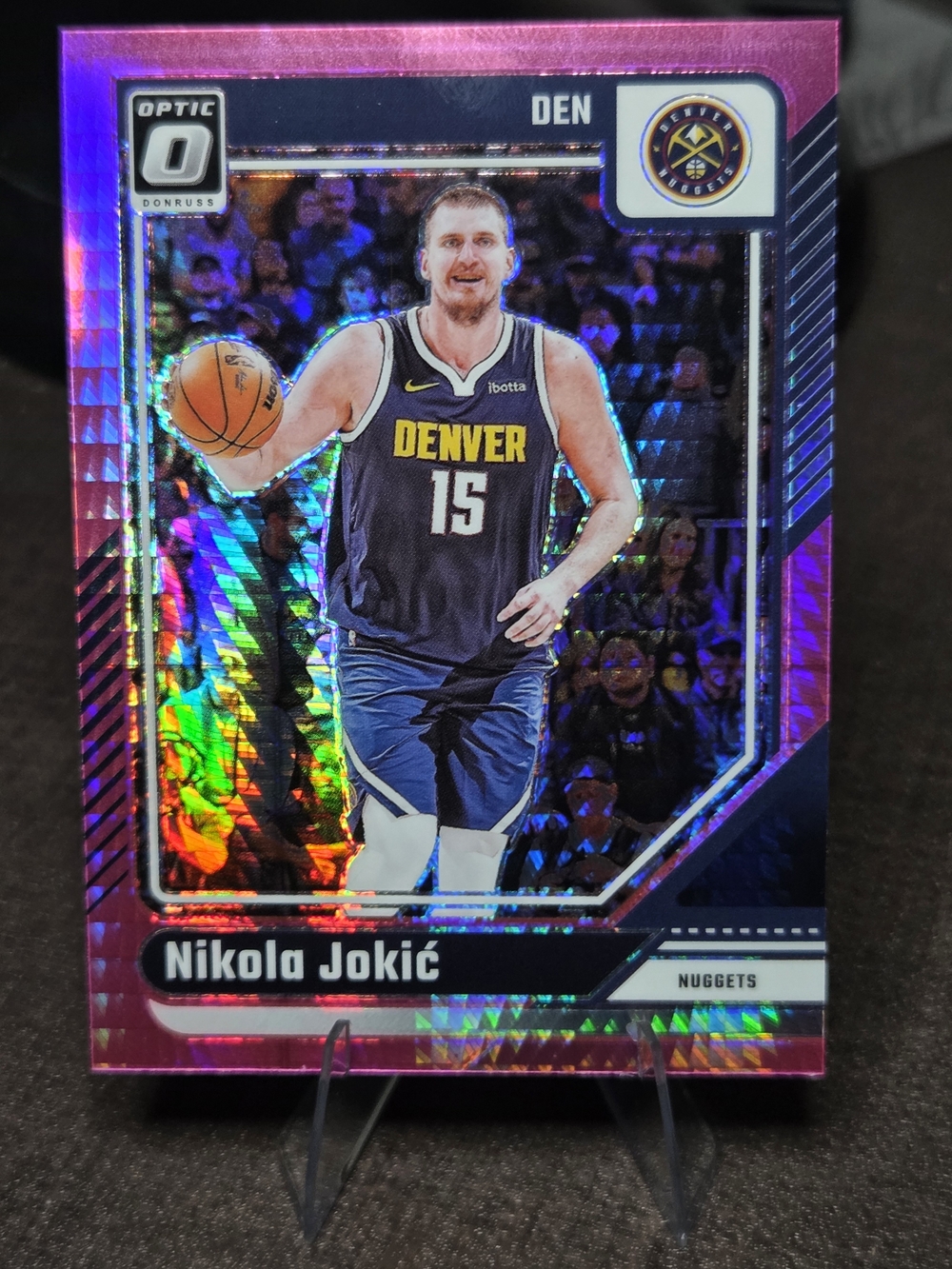 Panini Prizm Pink Nikola Jokić Card